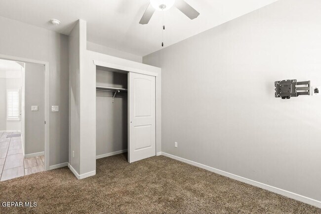 Building Photo - 14824 Harry Flournoy Ave