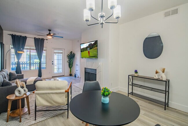 Building Photo - 7900 E Princess Dr