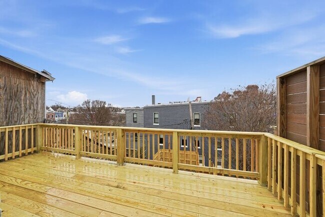 Building Photo - 2032 N Capitol St NW