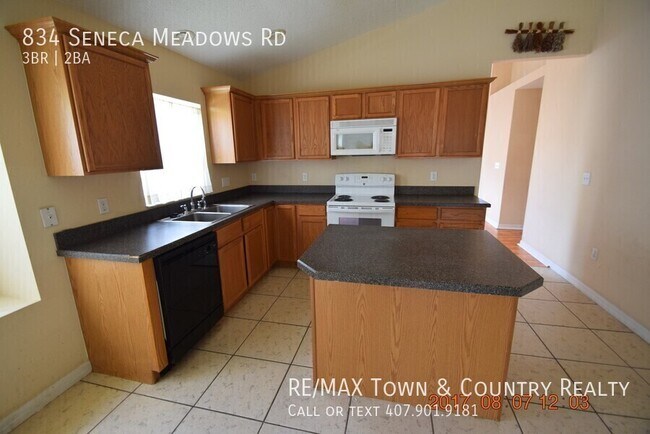 Building Photo - 834 Seneca Meadows Rd
