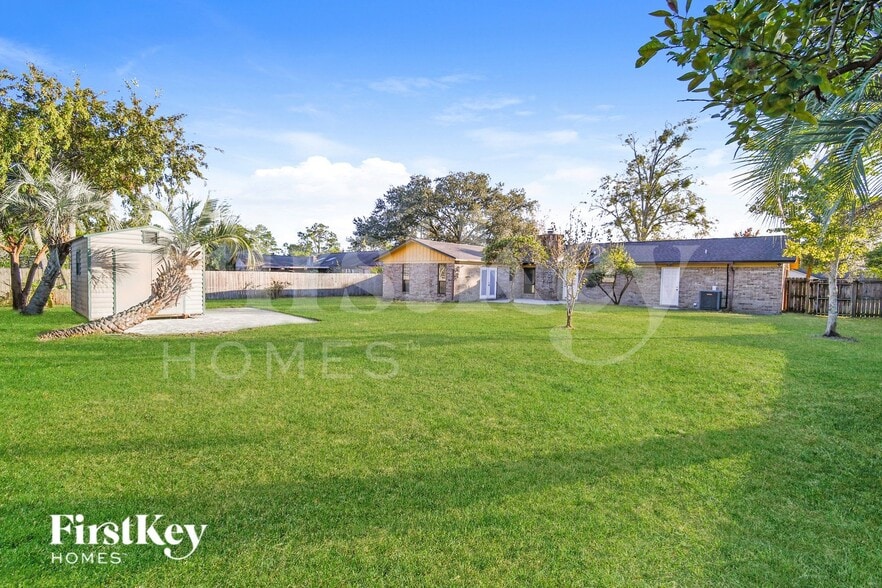 Building Photo - 2462 Ridgecrest Ave