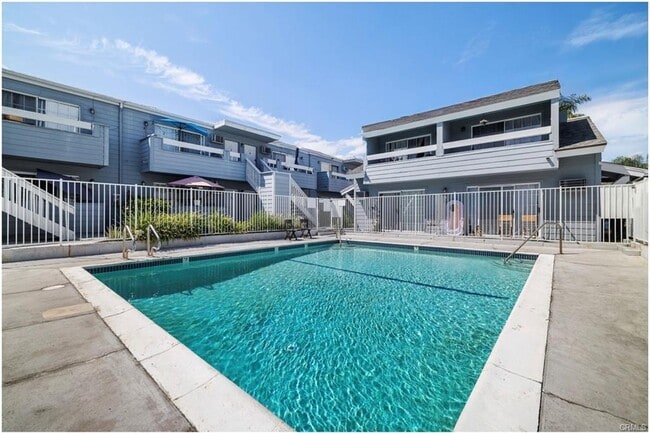 Building Photo - 20930 Parthenia St