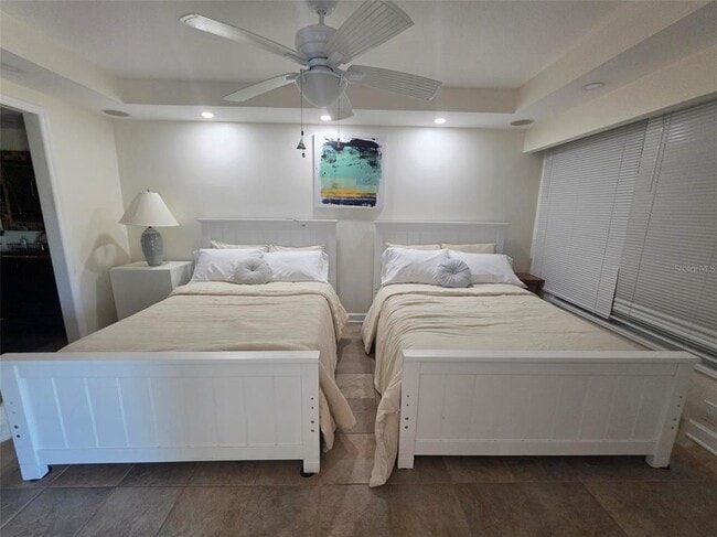 Building Photo - 6295 Bahia Del Mar Cir