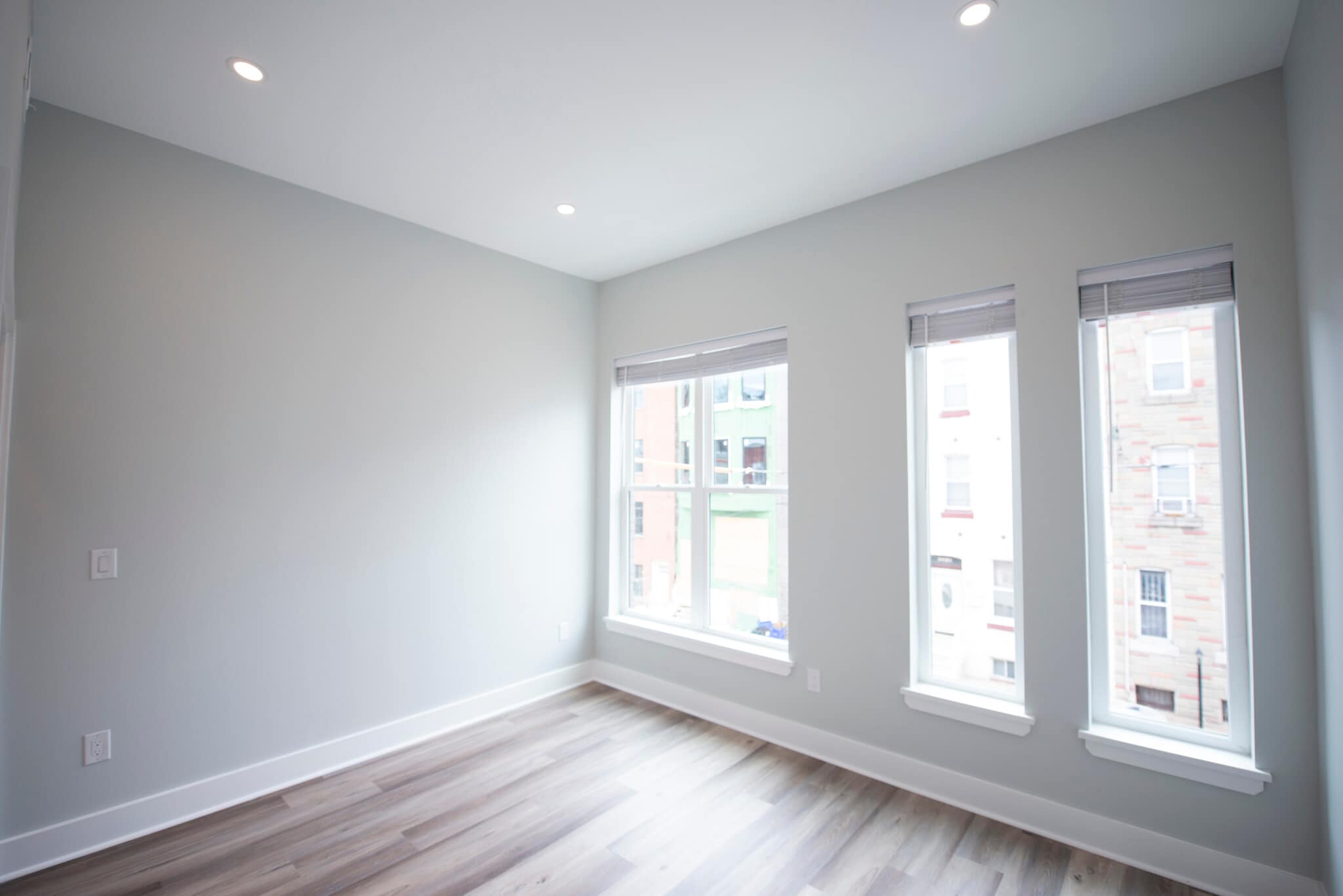 Building Photo - 1255 N 24th St