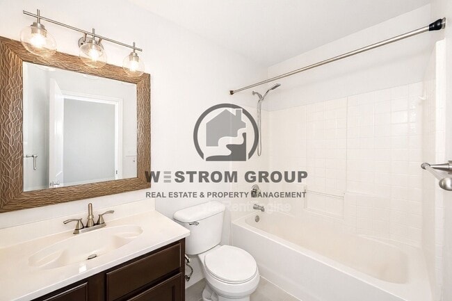 Building Photo - 8732 Polo Dr