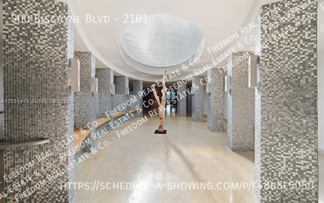 Building Photo - 900 Biscayne Blvd
