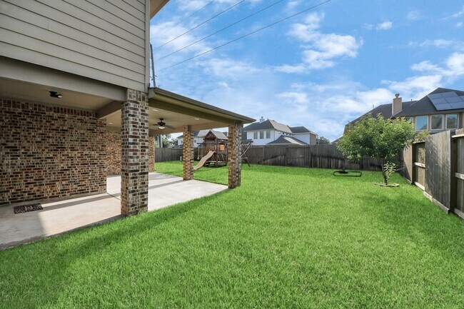 Building Photo - 5038 Gold Haven Dr