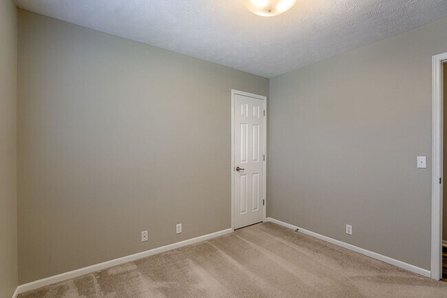 Building Photo - Must See 3 Bedroom In Coyote Run!!