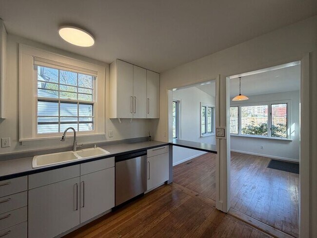 Building Photo - $1,950 | 3 Bedroom, 2 Bathroom House | NO Pets | Available for Immediate Move In!