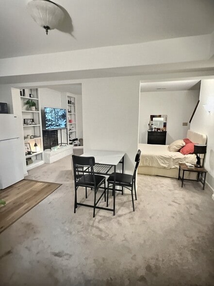 Building Photo - 69 Court Pl