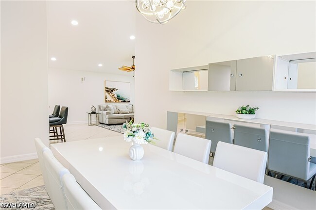 Building Photo - 1376 Areca Cove