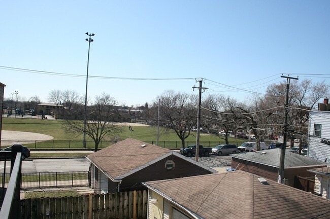 Building Photo - 3706 N Drake Ave