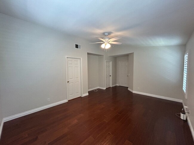 Building Photo - Beautiful 4 Bed 3 Bath Fullerton Home with Office