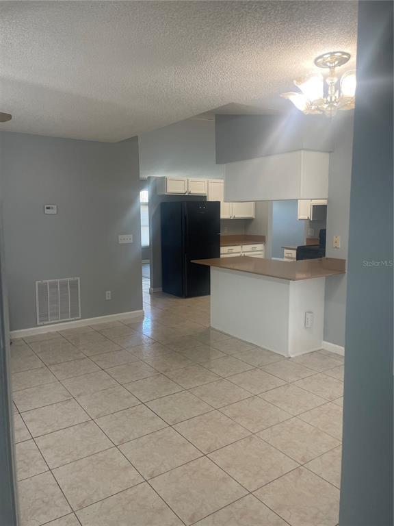 Building Photo - 116 Crescent Ct