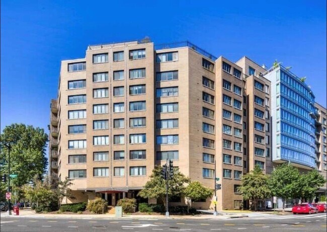 Building Photo - 2201 L St NW