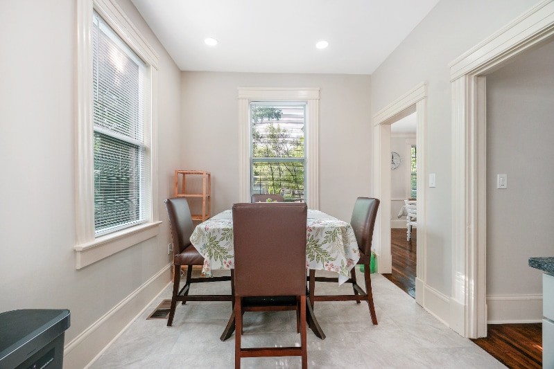 Building Photo - 146 E Fairview Ave