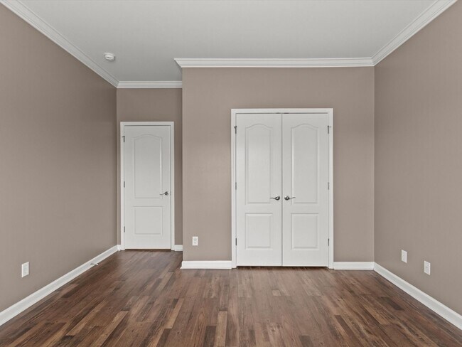 Building Photo - Beautiful Brick Home in Canebrake