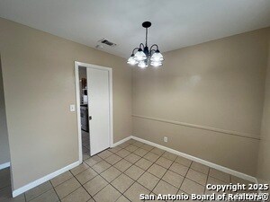 Building Photo - 7102 Glen Point Dr