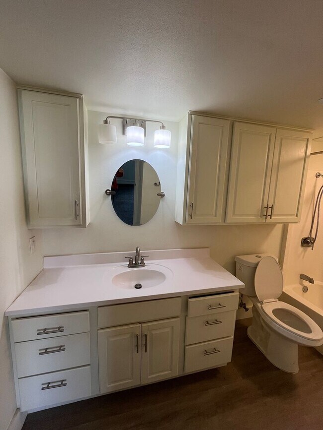 Building Photo - 7290 W Dean Rd