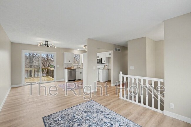 Building Photo - 13968 Meadow Ridge Rd