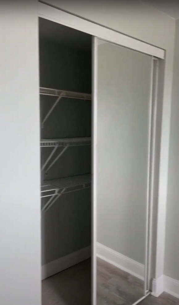 Building Photo - 12 Everett St