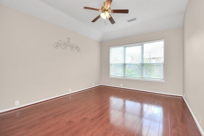 Building Photo - 8810 Sunforest Ln