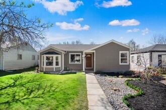 Building Photo - 2BD, 1BA Englewood Home with Back Yard and 2-Car Garage