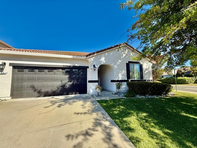 Primary Photo - Great home in a cul de sac