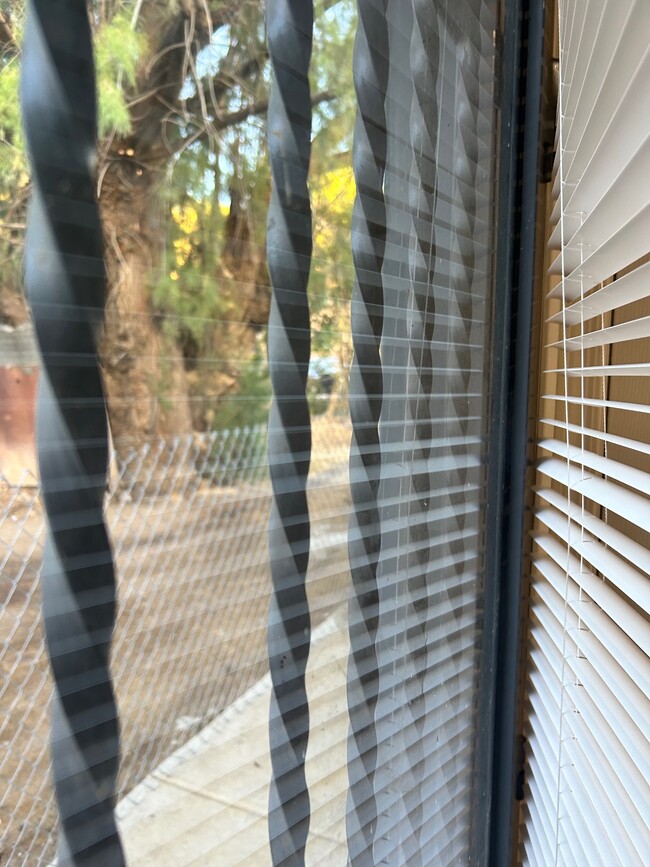 Building Photo - 382 W Quarry St