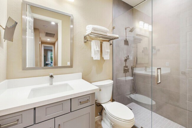 Building Photo - 11489 E Raintree Dr