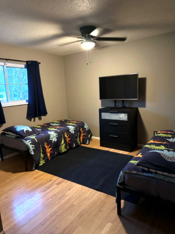 Building Photo - 1418 Fetterman Dr