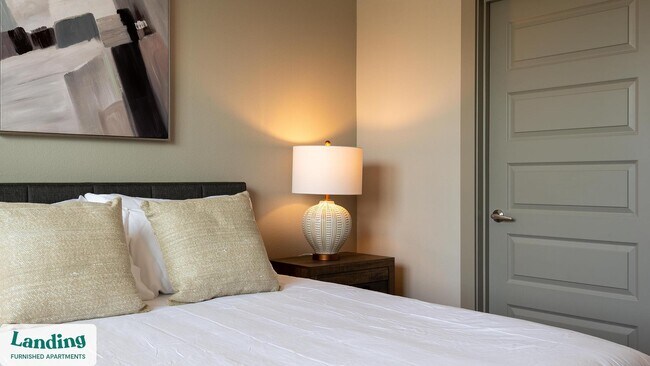 Building Photo - 6107 E Riverside Dr