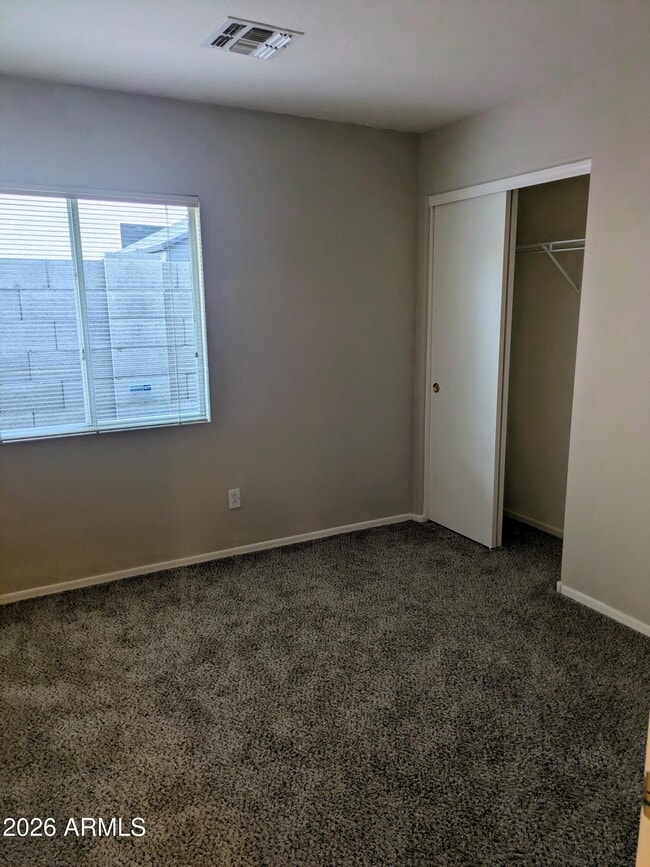 Building Photo - 15440 W Mauna Loa Ln