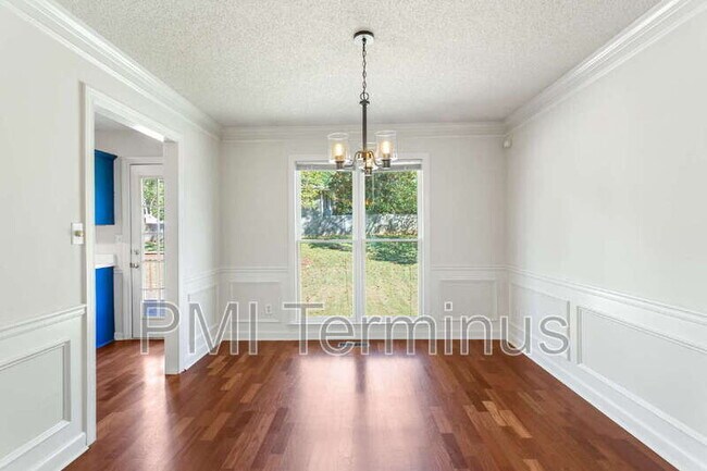 Building Photo - 76 Winward Way SE