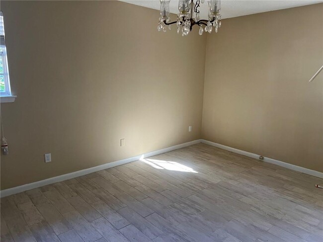 Building Photo - 7650 Harbor Dr