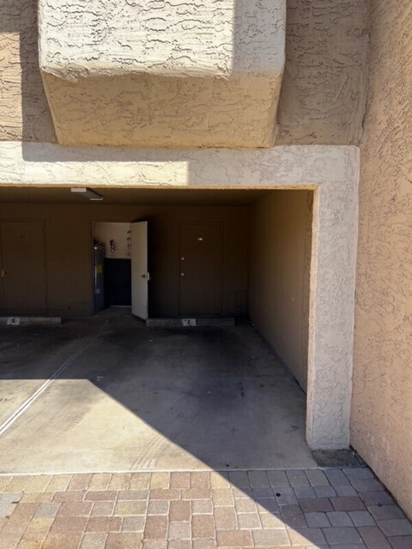 Building Photo - 151 E Broadway Rd