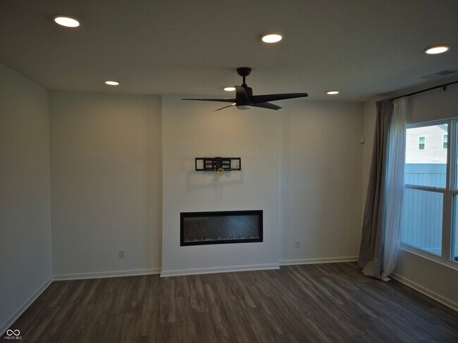 Building Photo - 10608 Mangrove Dr