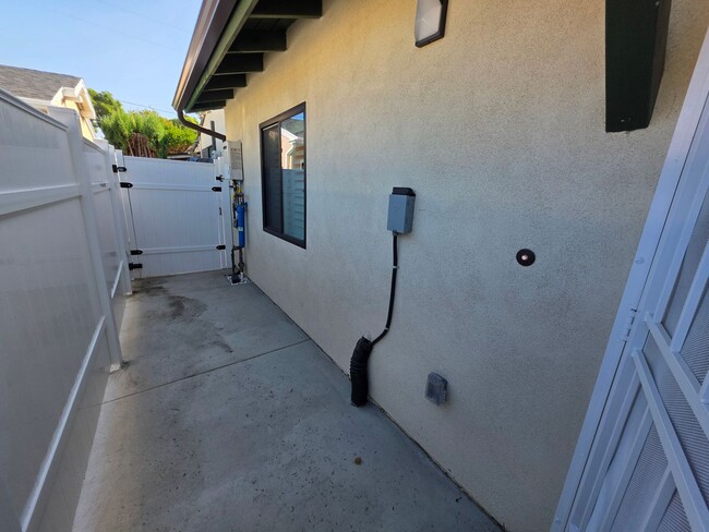 Building Photo - Newly built 1 Bed, 1 Bath ADU