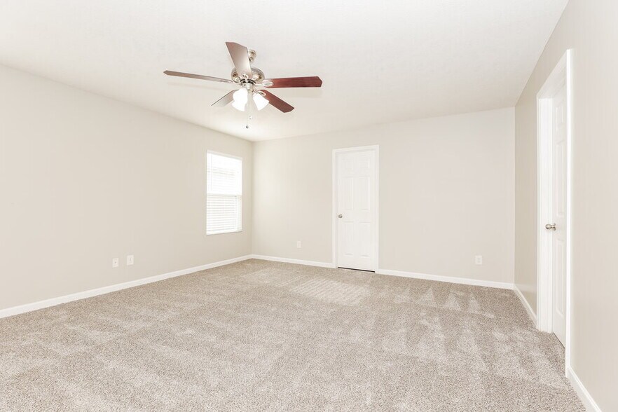 Building Photo - 3671 Blaze Dr
