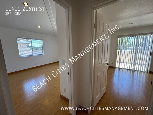 Building Photo - 11411 216th St