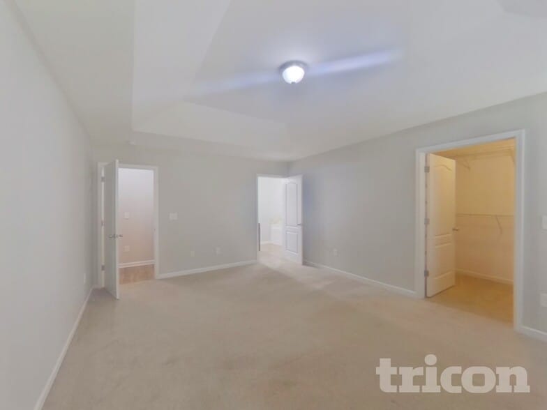 Building Photo - 216 Fledgling Way