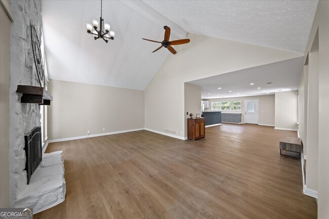 Building Photo - 103 Farmington Dr