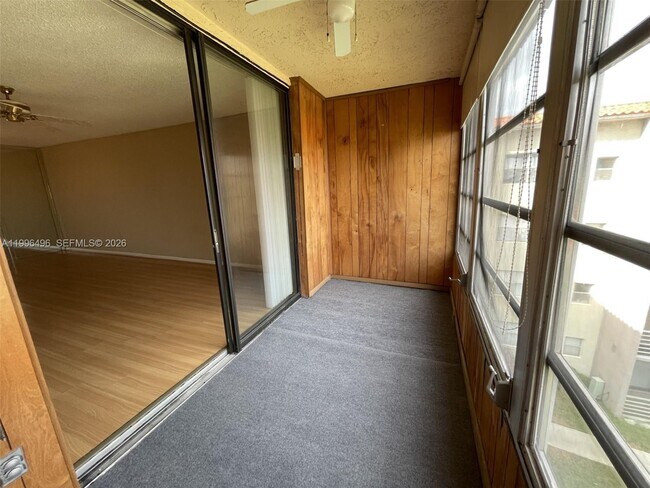 Building Photo - 1810 SW 81st Ave