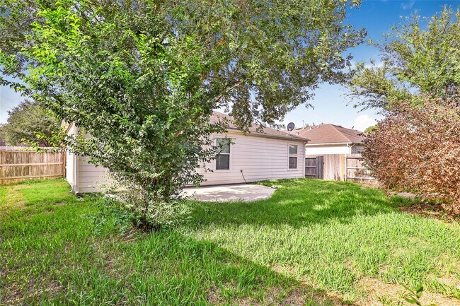 Building Photo - 2822 Foster Hill Dr