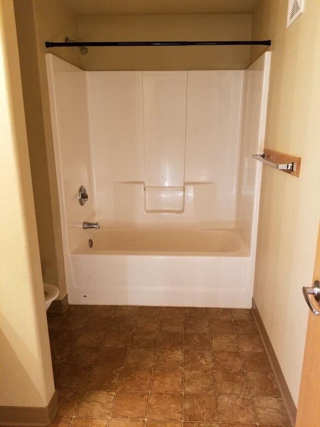 Building Photo - NE Timberlake