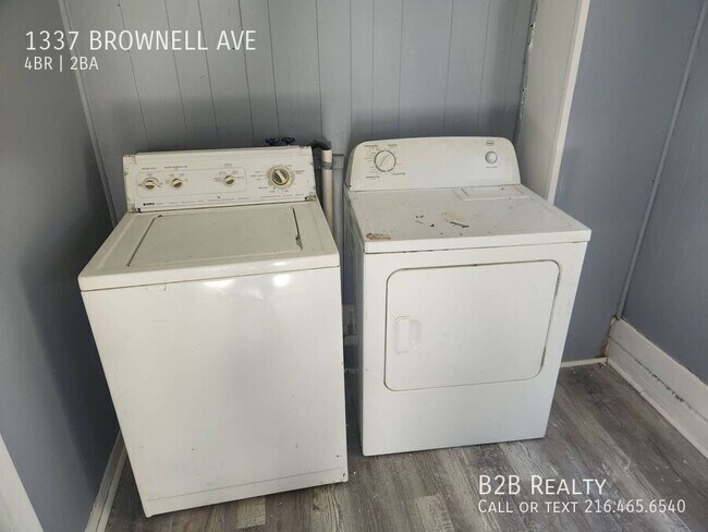 Building Photo - 1337 Brownell Ave