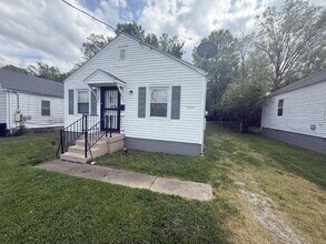 Building Photo - 2 bedroom, 1 bathroom house on W Kentucky Street