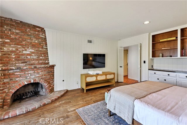 Building Photo - 7161 Grasswood Ave