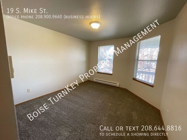 Building Photo - 19 S Mike St