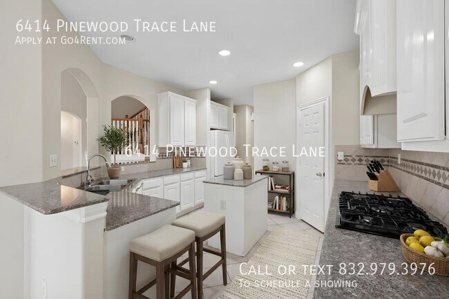 Building Photo - 6414 Pinewood Trace Ln